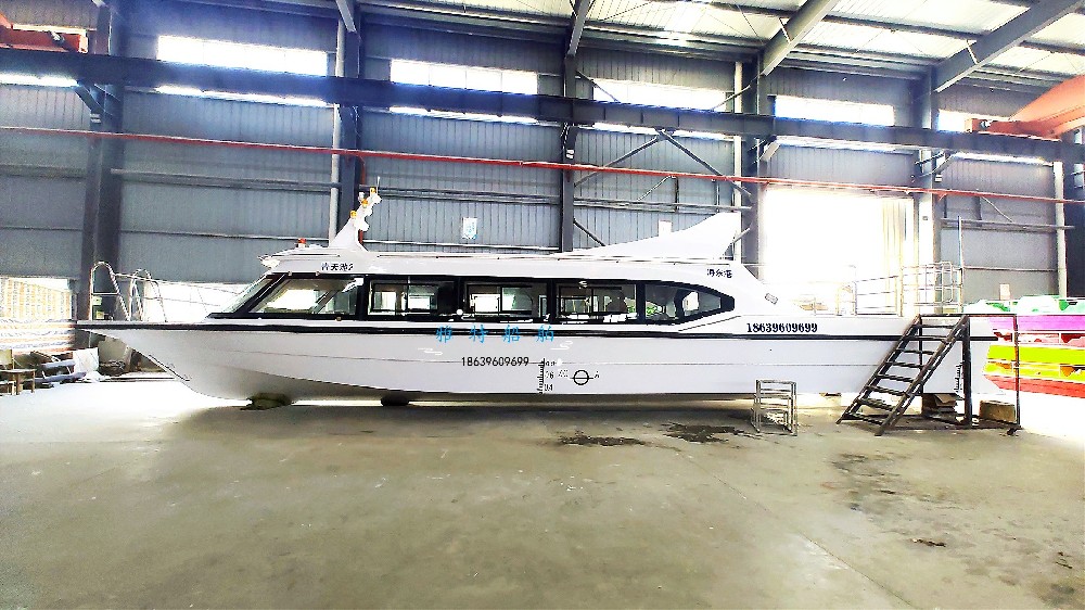 1560型交通艇